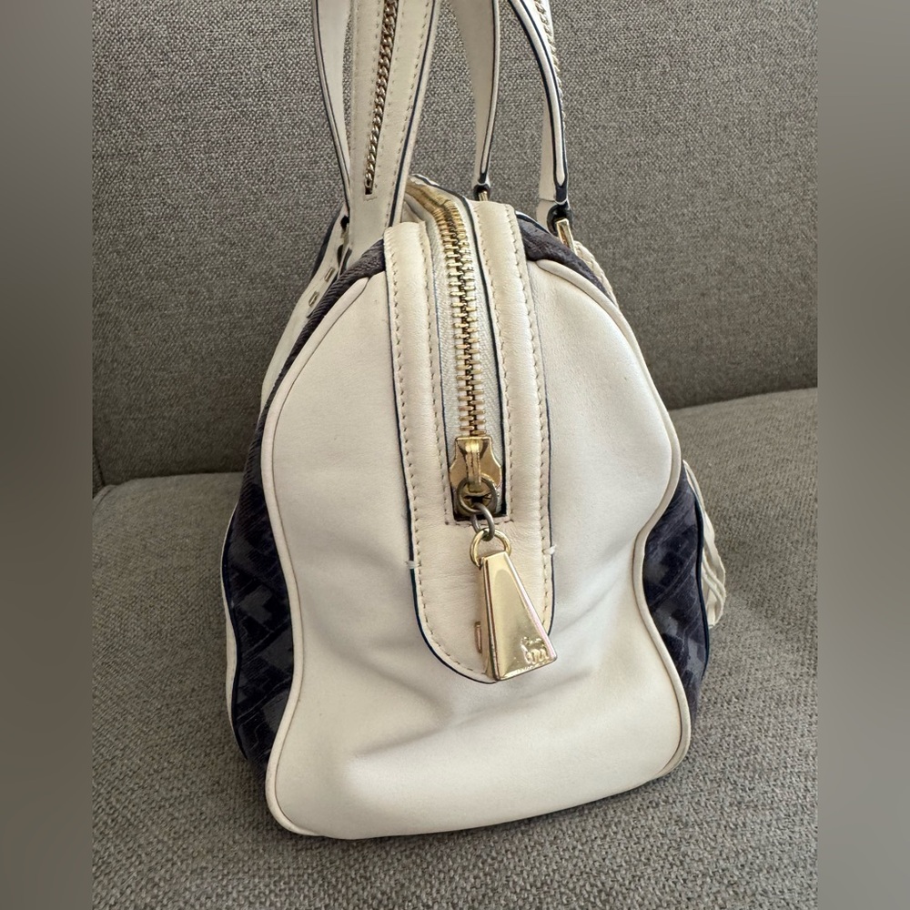 Women's Cream and Black Leather Satchel Handbag - Picture 3 of 6